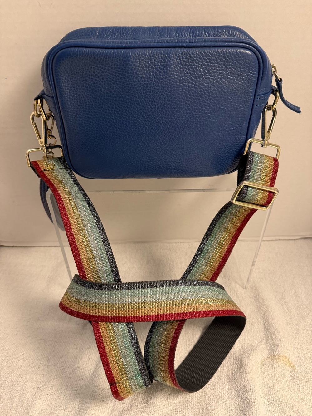 Elie Beaumont Blue Pebbled Leather Crossbody Bag made in Italy
